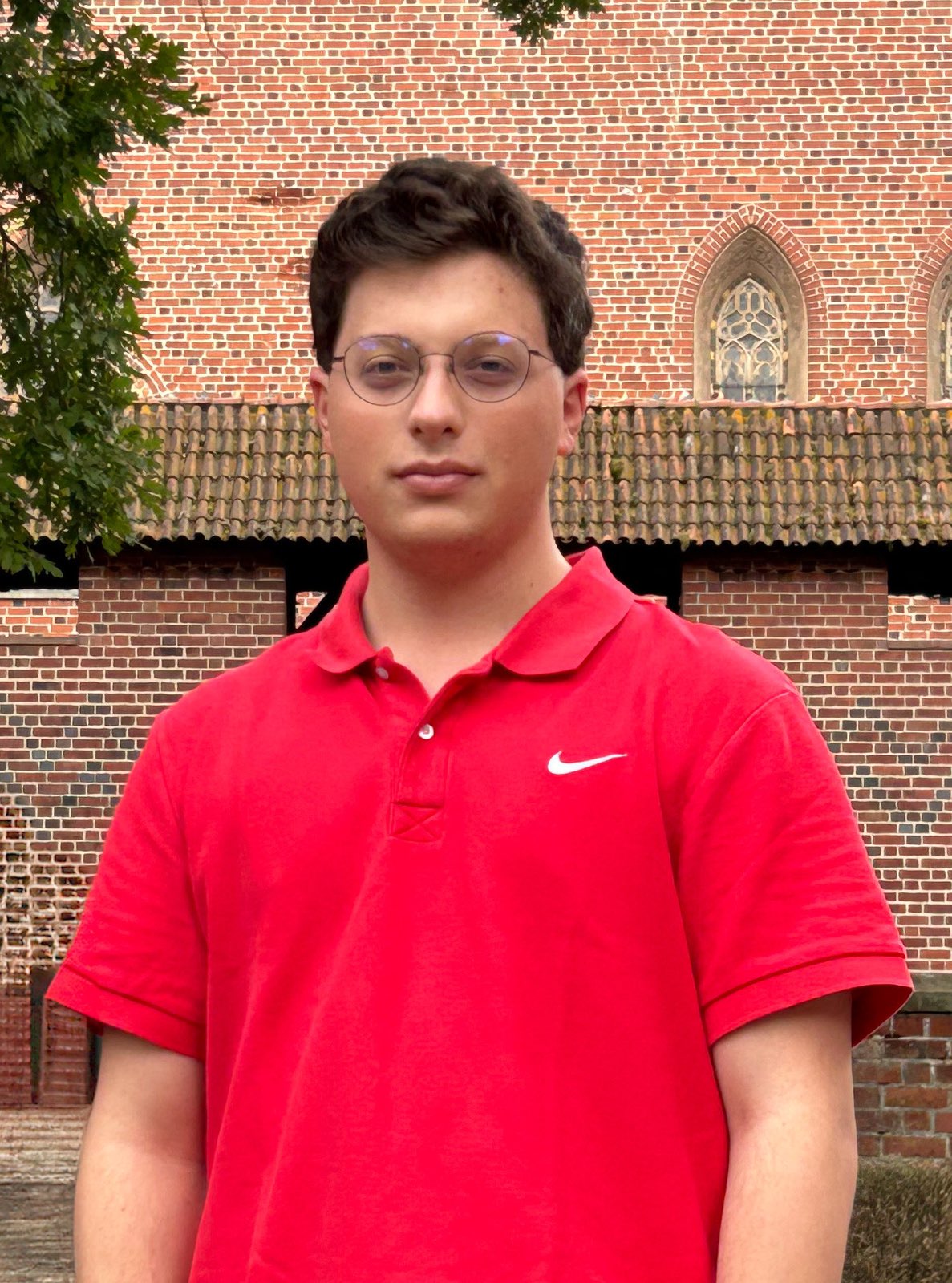 prof_pic.jpg